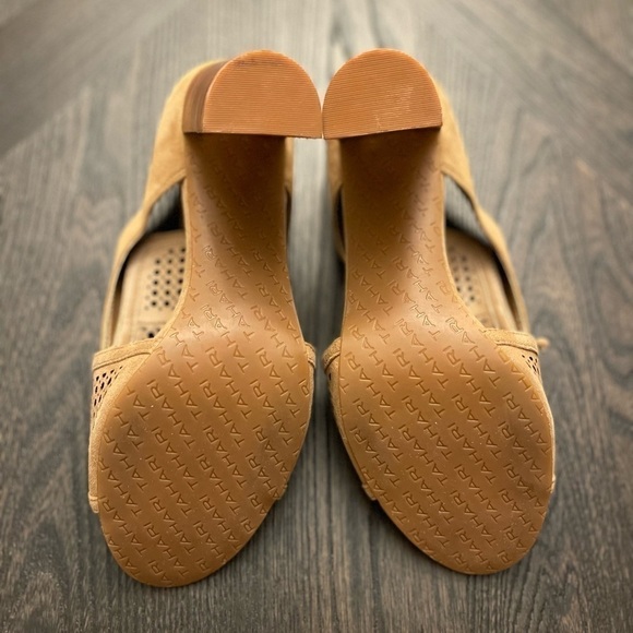 Tahari Megyn Tan Lace-Up Heels - Picture 7 of 7